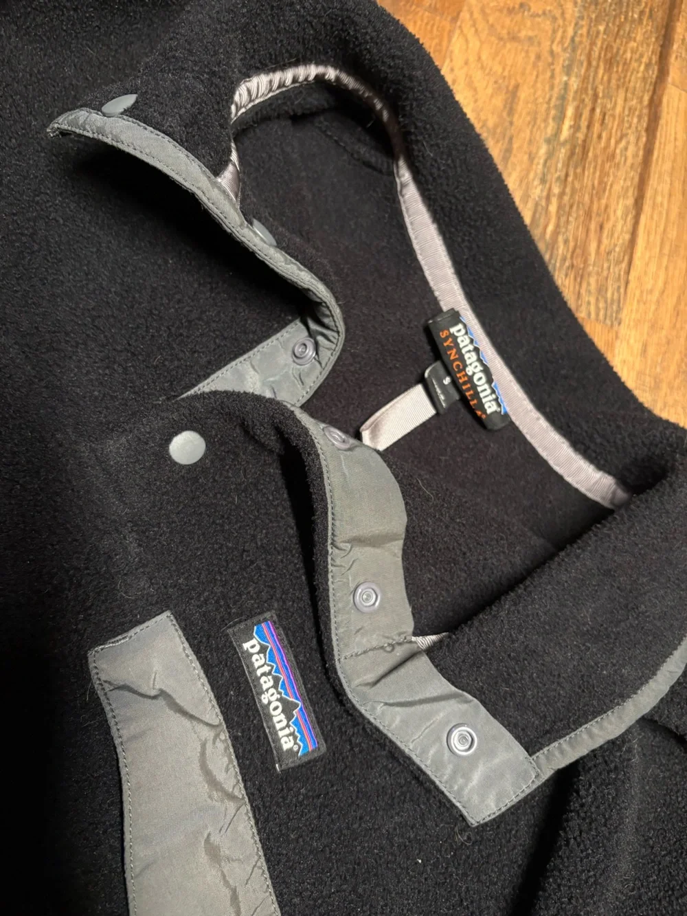 Patagonia Men’s Black Fleece Jacket with Gray Trim